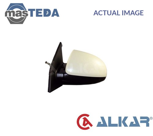 6137640 outside rear view - outside,
